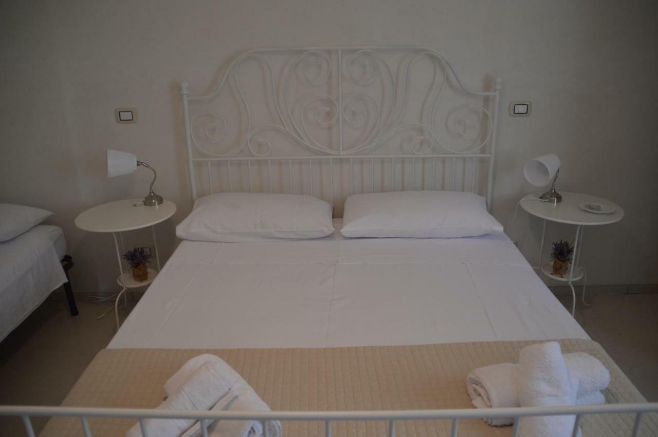 B&B La Via Di Casa San Leone Buitenkant foto